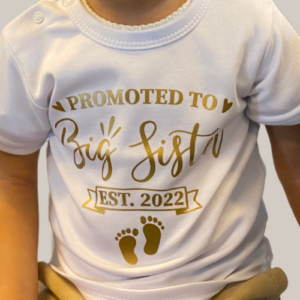Meisjes T-shirt – Promoted to Big Sister in Goud | Grote Zus Aankondiging | Zacht Katoen